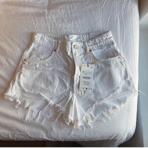 Zara White Jean Shorts NWT!!!